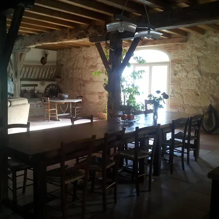 Oda ve Kahvaltı D'hotes Le Moulin D'encor 4*